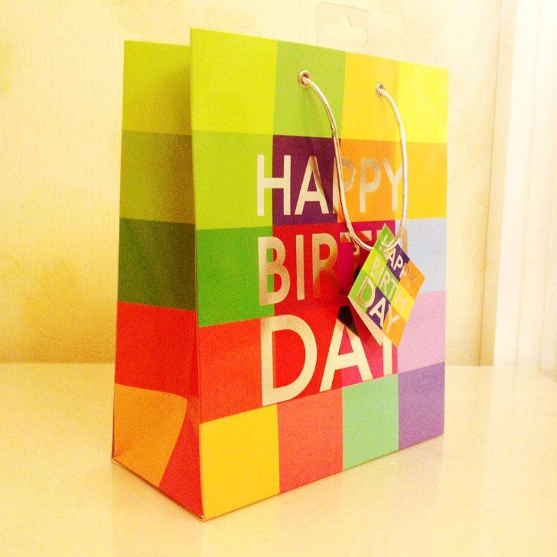 157gsm 180gsm art paper holiday birthday gift bags