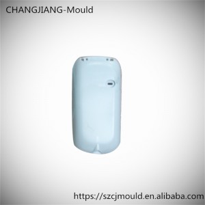 Shenzhen vyrábí plastové vstřikovací formy pro dálkové ovládání