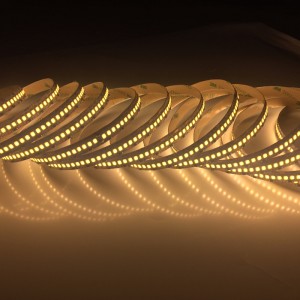 Vysoce kvalitní 240LED na metr Smd 2835 Vysoký jas Vysoký jas 12v LED Flexibilní pásová světla