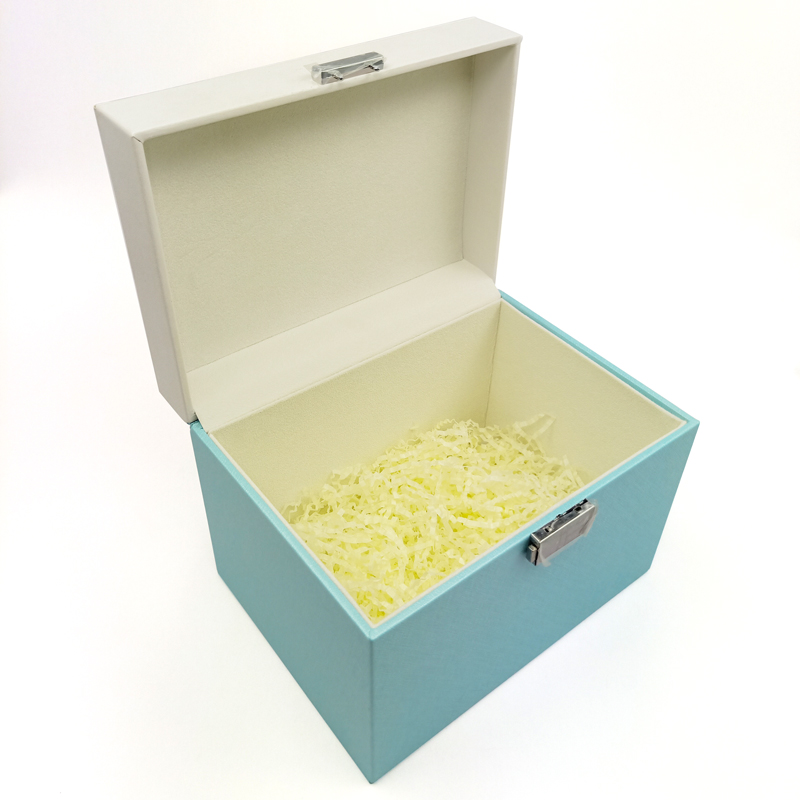 Jednoduchý PU kožený úložný box na šperky se zámkem svatební dárek