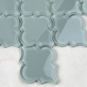 Nejnovější design Arabesque Lucerna Waterjet Mosaic Glass Kitchen Backsplash Wall dlaždice