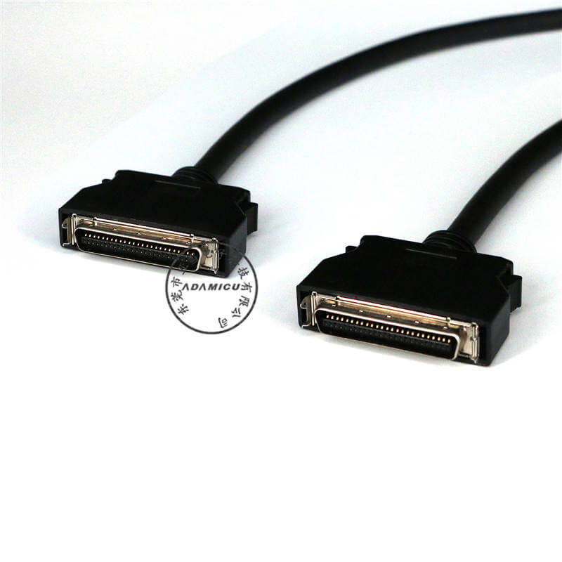 komunikační kabely a kabely Ovládací kabel IO