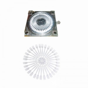 Plastová vstřikovací forma pro jednorázové nože na lžíci nože