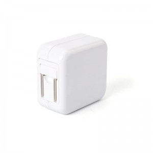 Cestovní nabíječka KPS-8409LC PD 18W