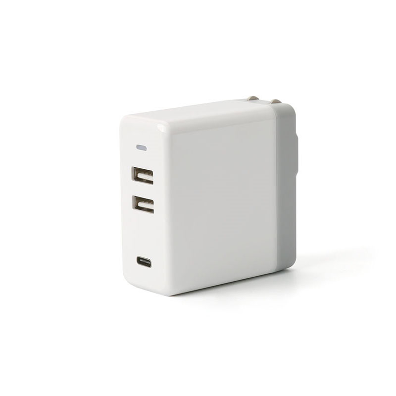 KPS-8407LC typec PD + dva USB porty AC adaptér (US / EU Plug)