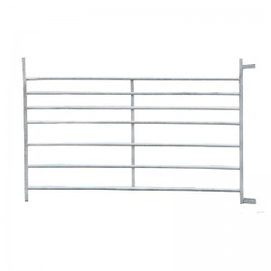 Plot z pozinkovaného ovčího panelu Ovčí farma