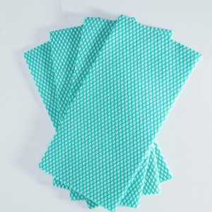 Čistící utěrky z netkané textilie