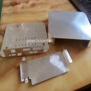 Části přesného obrábění