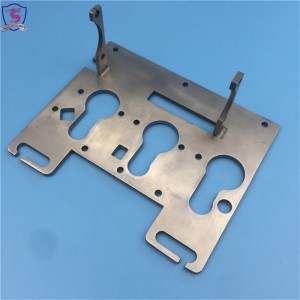 laserové řezání oceli lisované plechy společnosti vyrábějící plech