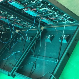 P4 Venkovní přední otevírací led LED reklamní obrazovka