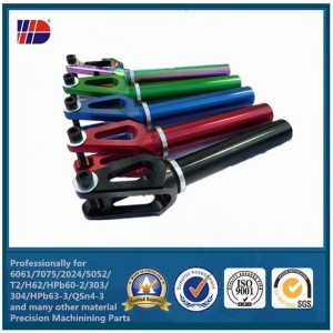 Výrobce OEM CNC soustružení a frézování náhradních dílů z hliníku s eloxováním