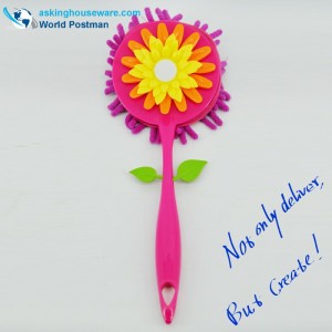 Duster s dlouhou rukojetí Akbrand se slunečnicovou výzdobou