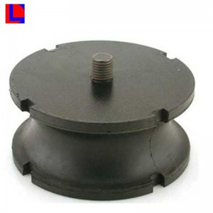 Čína vyrábí pryžovou ocelovou část