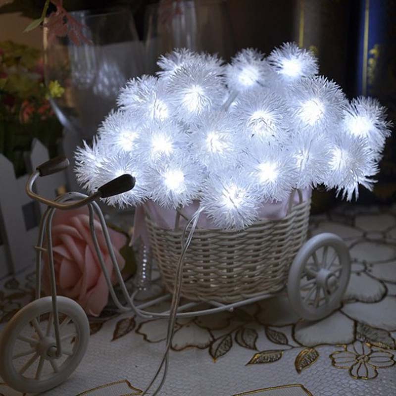 LED Snow Pompon String Lights Barevná lanová světla Dekorace na Vánoce / Svátek / Svatba / Party