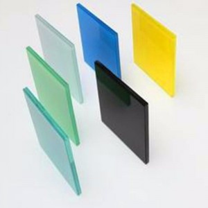 BARVENÉ LAMINOVANÉ BEZPEČNOSTNÍ SKLO