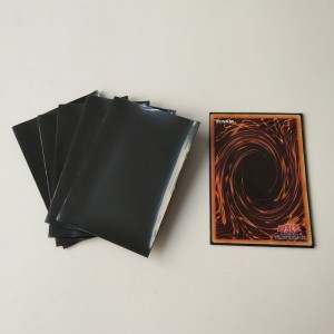 Japonská malá velikost Yugioh Card Deck Guard Matt Gaming Card Sleeve 62X89mm