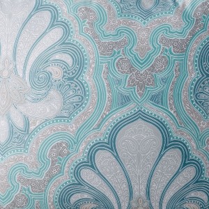 Prošívané přikrývky z umělých vláken