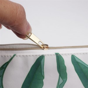 Vysoce kvalitní speciálně navržený potisk dámských kosmetických tašek přizpůsobených pro ženy