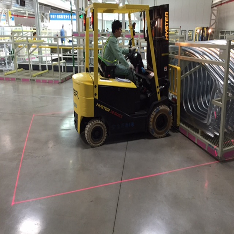 Červené nebo zelené bezpečnostní laserové vysokozdvižné vozíky do skladu
