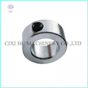 Nastavte objímku šroubového hřídele