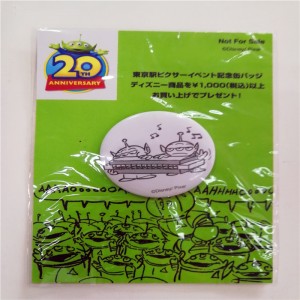 Čína továrna pocínované tlačítko kovový odznak s barevným logem odznak