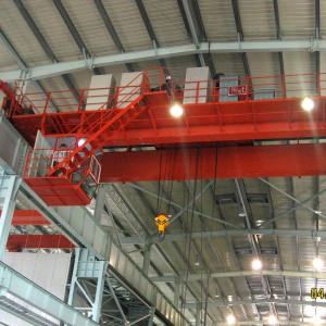 Izolační mostový jeřáb