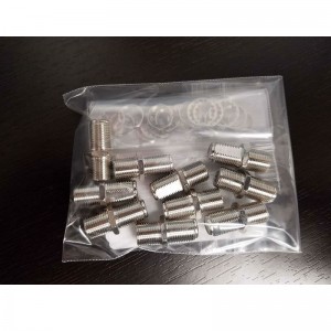 Spojka pro montáž na panel F