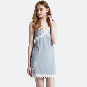 Dámské saténové krajkové šaty