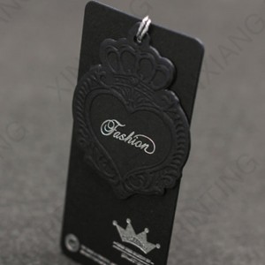 Kreativní módní oblečení štítek visí na míru 02