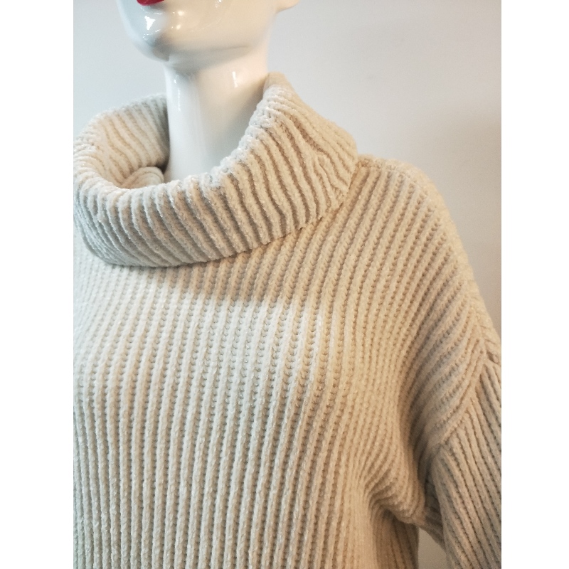 WHITE HIGH-COLLAR LONG-SLEEVE SWEATER RLW0045F