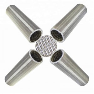 1, 2, 5, 10, 20, 30, 40, 60 mikrometrů ze slinutého pletiva z nerezové oceli