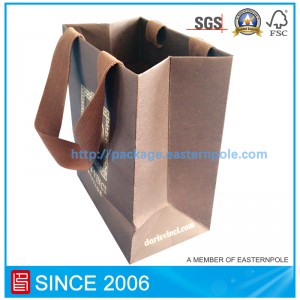 Luxusní nákupní taška s lepenou rukojetí