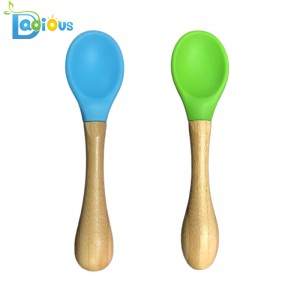Ekologicky šetrné přírodní dětské organické lžíce potravin Silikonová dětská lžička Žáruvzdorná dětská lžička bambusu