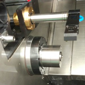 Vířivé frézování CNC soustruh práce pro mikro motor šnek vnitřní outwaral rotace