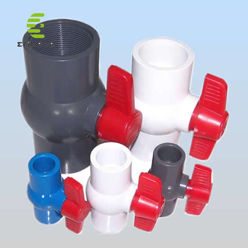 Manuální kompaktní kulové kohouty z PVC pro pitnou vodu