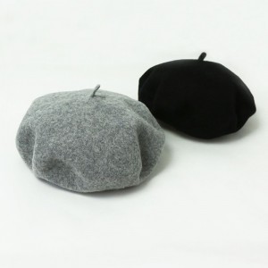 Vysoko -výstupní automatické vojenské barety pletecí stroj