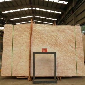 Mramorové desky ze zlatého pavouka