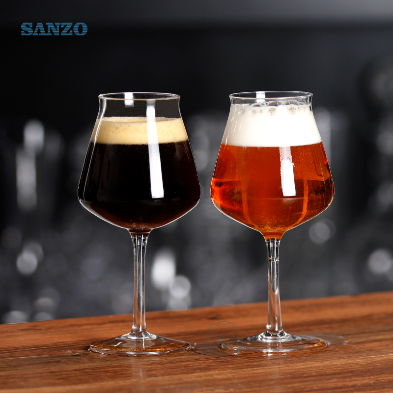 Sanzo Alkohol Pivní sklo přizpůsobené ručně čiré pivo Steins Perfect Beer Glass