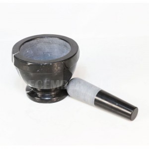 Černá mramorová malta a tlouček