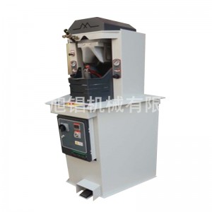 Stroj na výrobu upírů