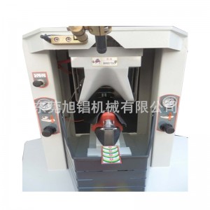 Stroj na výrobu upírů