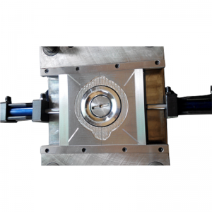 Odšťavňovací základna