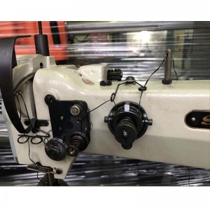 SEMLIMA CP-169 používal šicí stroj pro šití podešví z Tchaj-wanu