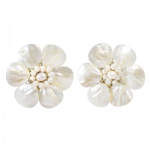 Materiál perlového šperku