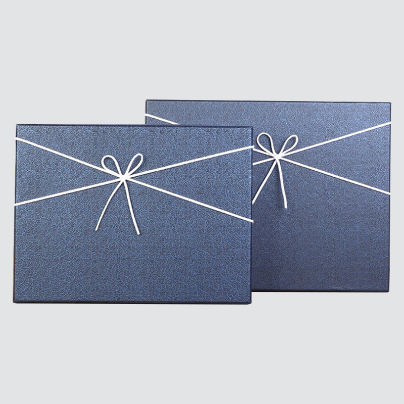 Jednoduchý styl oblečení velikost krabičky čepice dekorativní motýlek dárková krabička