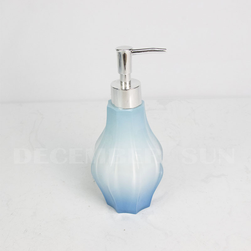 Moderní dávkovač mýdla pro koupelnové mýdlo