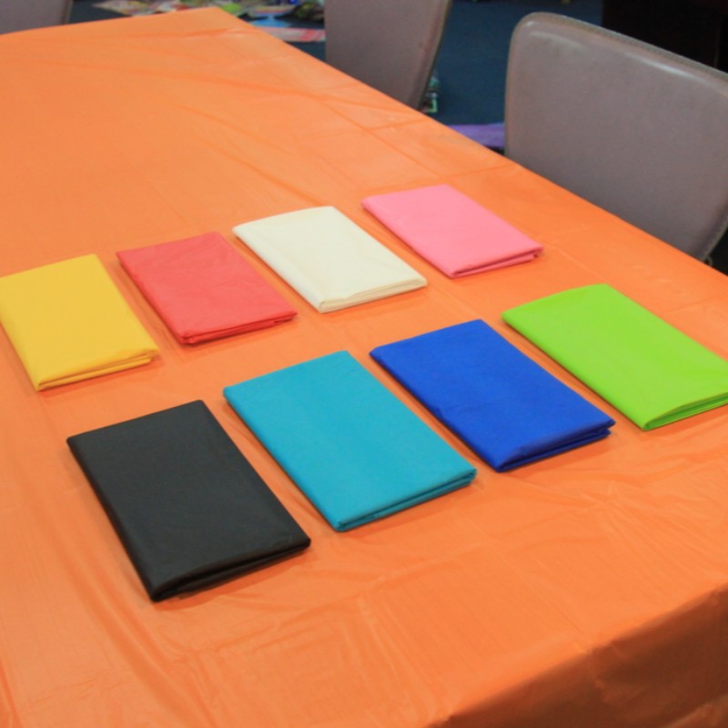 Solid Color Plastic Rectangle Dinner Tablepotah pro Events Decoration & Home Use