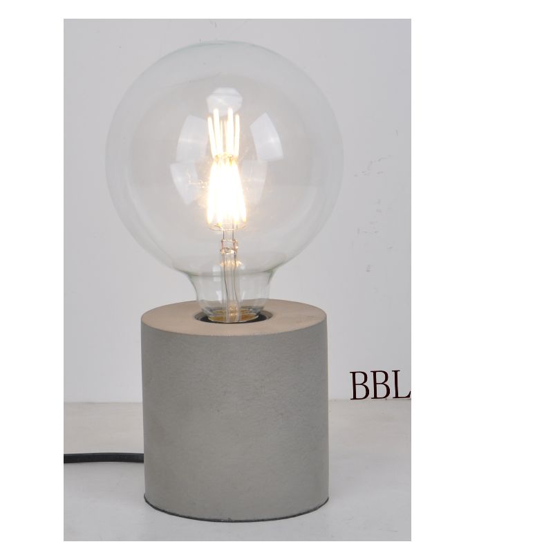 Stolní lampa se sloupovým betonovým podstavcem