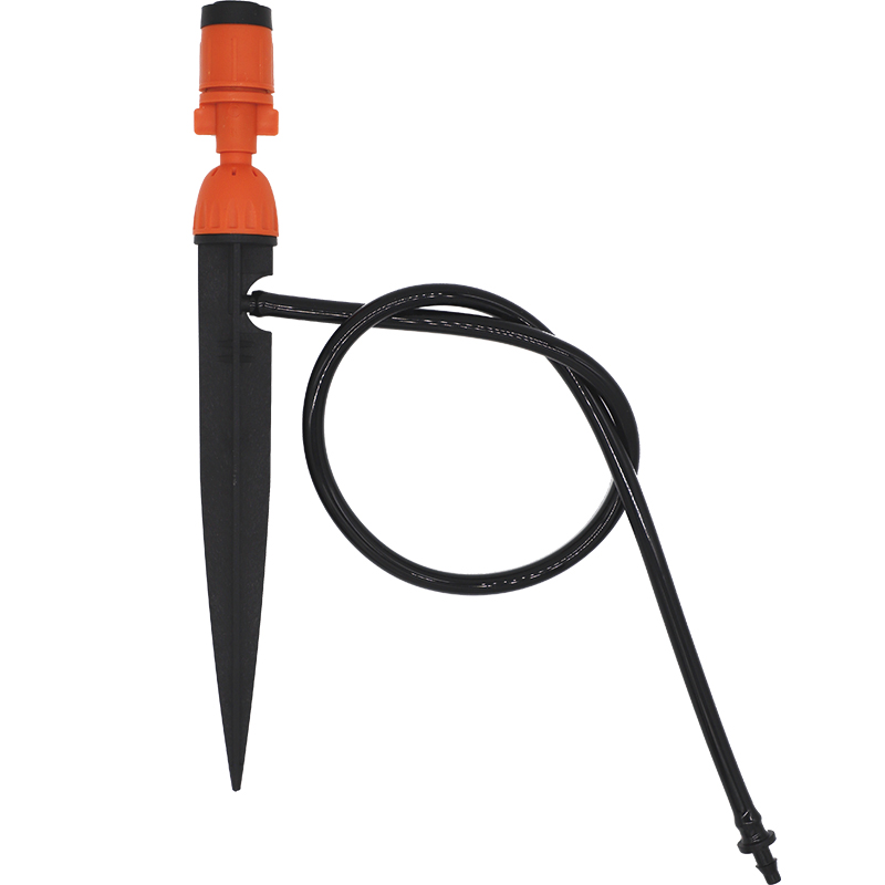 nastavitelné zahradní zavlažovací kapkové zavlažovače a kapkové emitory pro strom