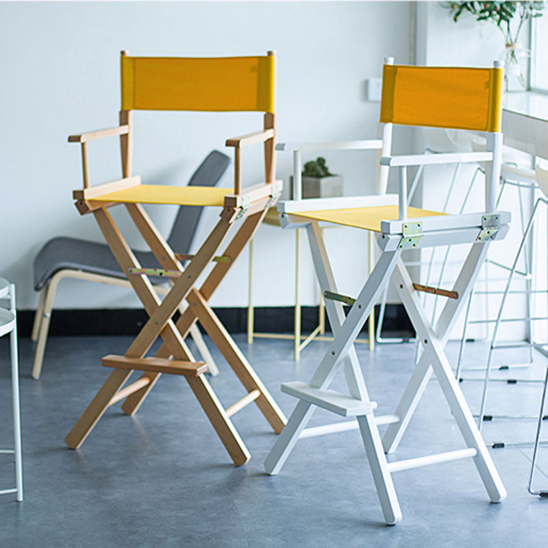 Předseda filmového ředitele. Trůn každého tvůrčího producenta filmových médií.